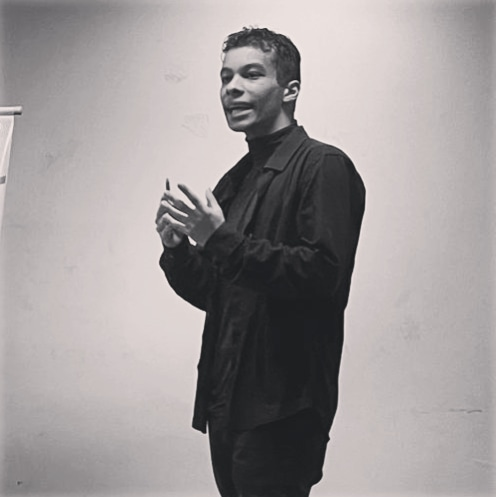 VICTOR GABRIEL DE JESUS CURSI